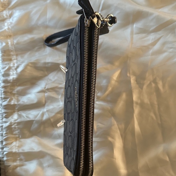Coach Black Signature Wristlet - Picture 5 of 12